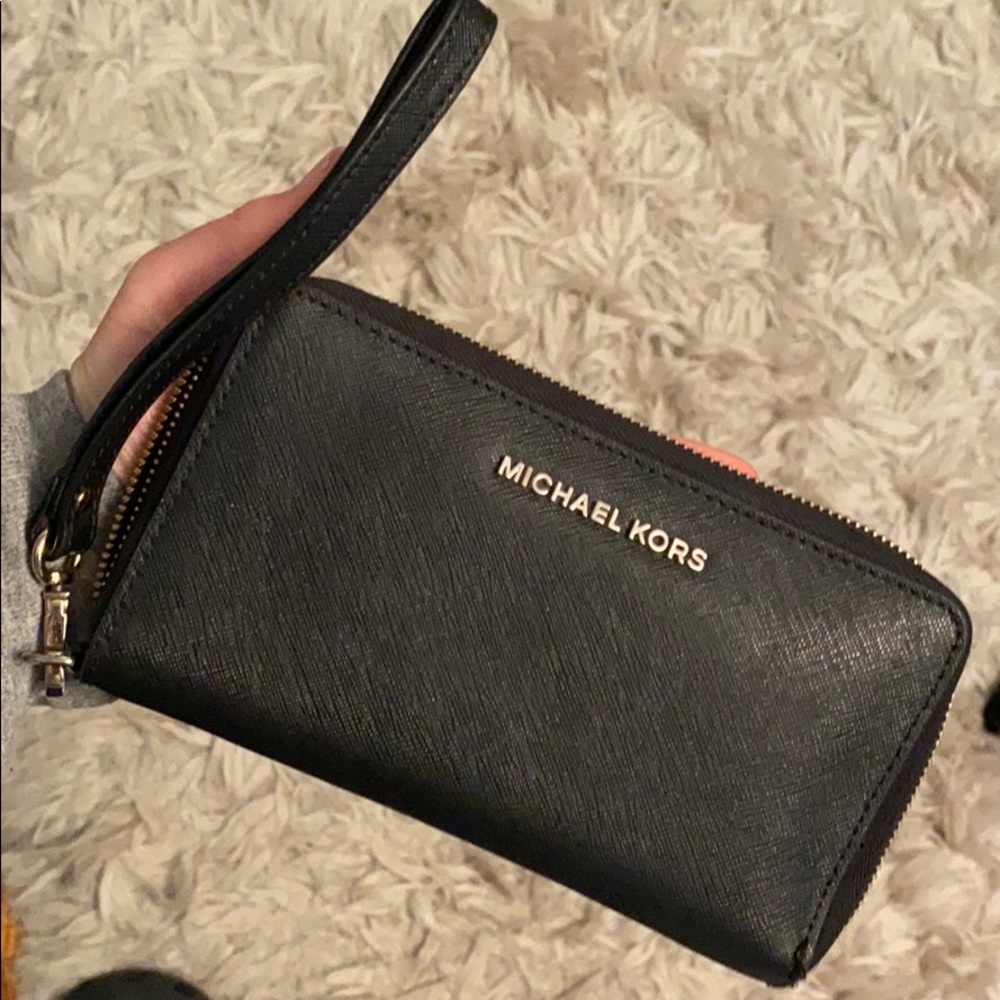 Black Michael Kors Wristlet
